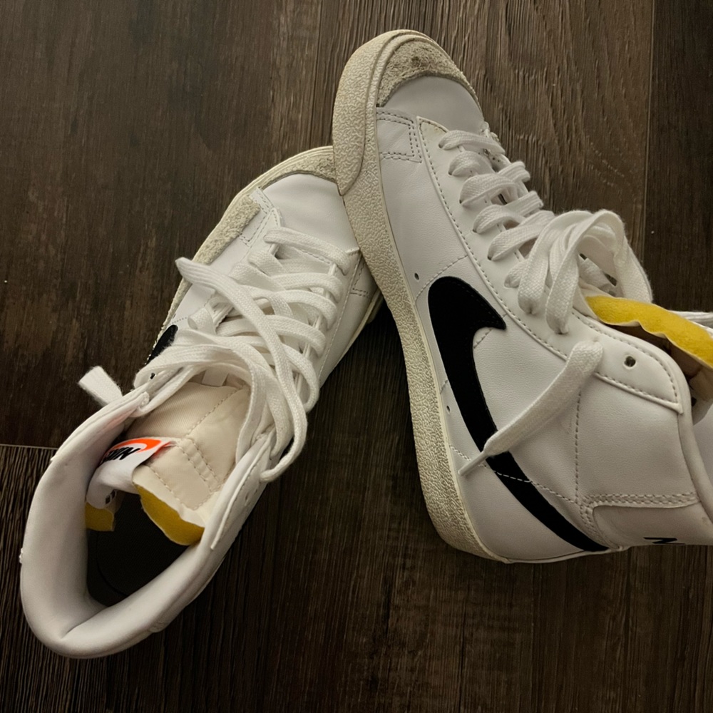 Nike Blazer Mid ‘77